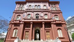 El municipio de Rosario posterga la obra pública y reorienta sus fondos a la emergencia social 