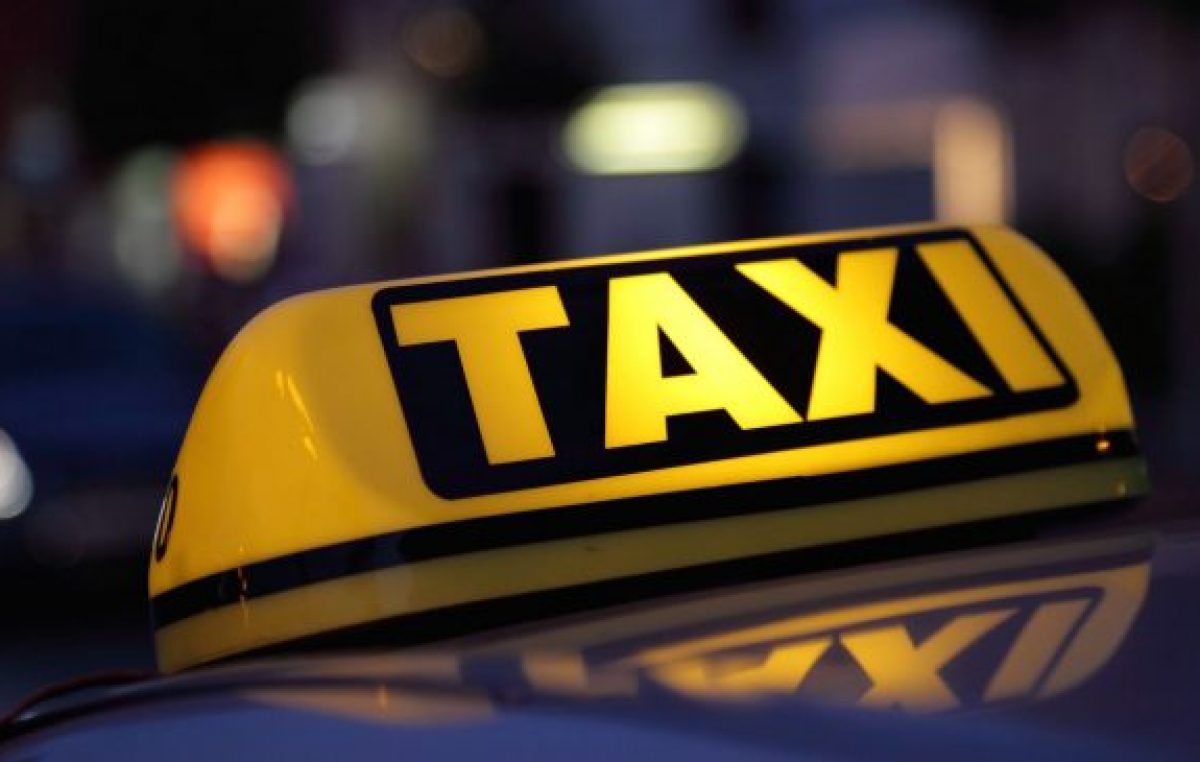 Rosario: La crisis del sector obliga a cadavez más taxistas a dejar el negocio