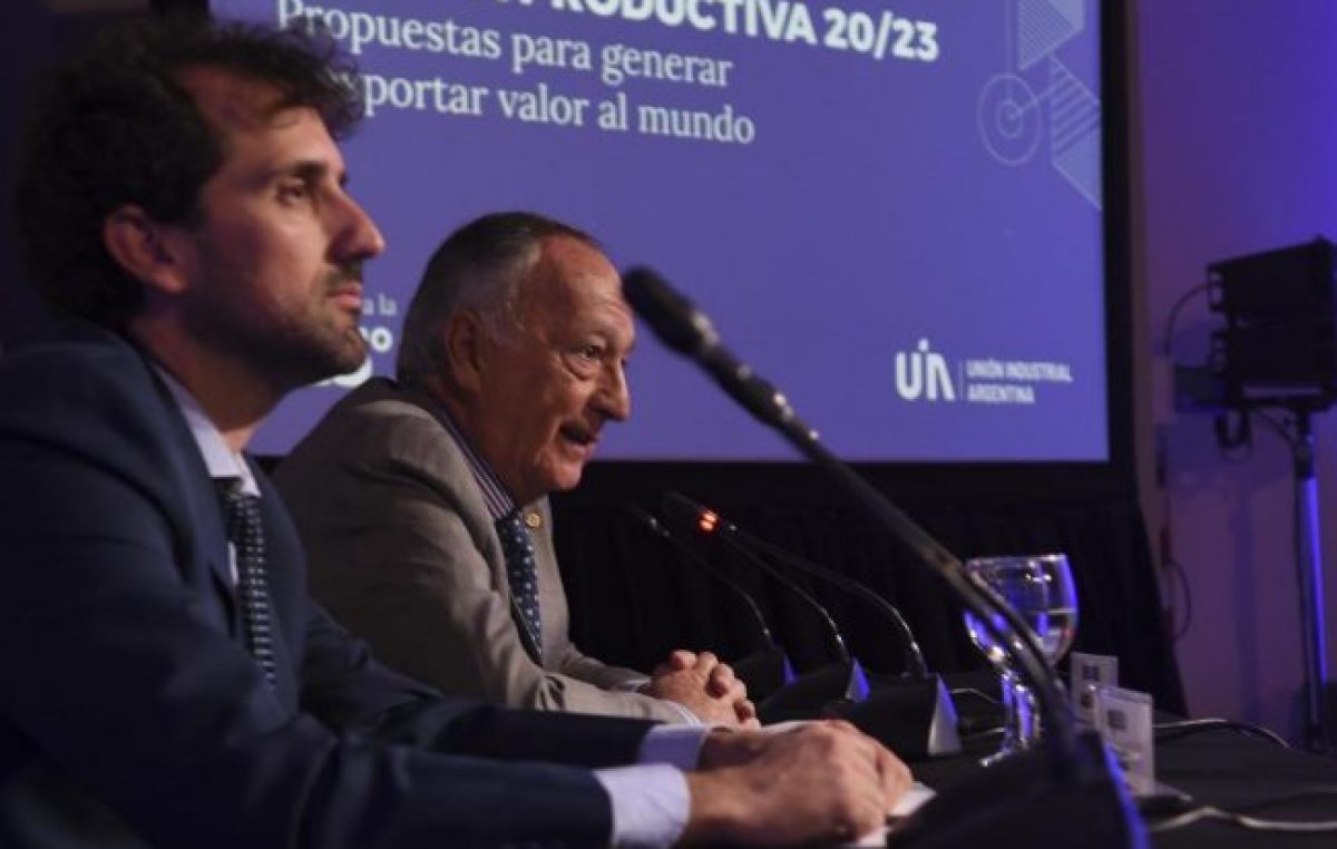 Miguel Acevedo: «El pacto social es lo que hay que hacer para salir adelante»