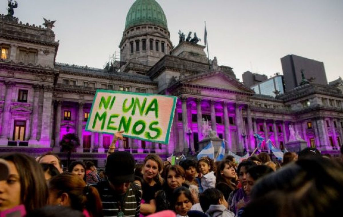 Violencia de género: las mujeres responden a las medidas «extraordinarias» de Macri