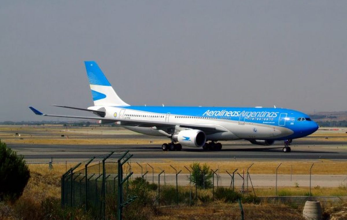 Buitres revolotean sobre Aerolíneas Argentinas