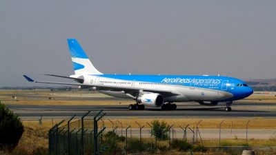 Buitres revolotean sobre Aerolíneas Argentinas