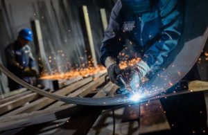 La industria metalúrgica perdió 25 mil empleos