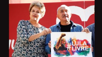 Dilma acusa a Bolsonaro por la destrucción de la Amazonia