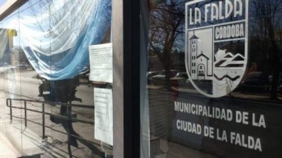 El intendente de La Falda desdoblaría el sueldo de los municipales de La Falda