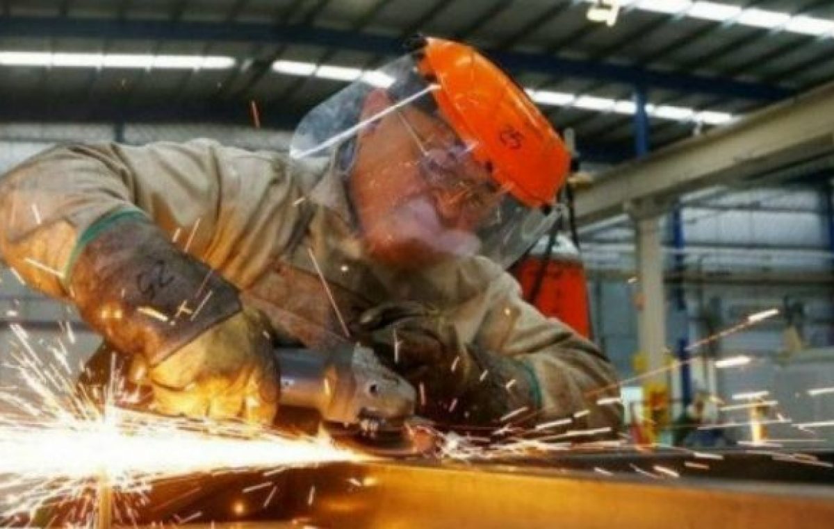 Rosario: Están en riesgo más de 5 mil empleos en el sector metalúrgico