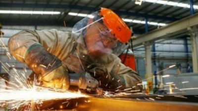 Rosario: Están en riesgo más de 5 mil empleos en el sector metalúrgico
