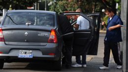 Los remises rosarinos perdieron un 45 por ciento de sus viajes