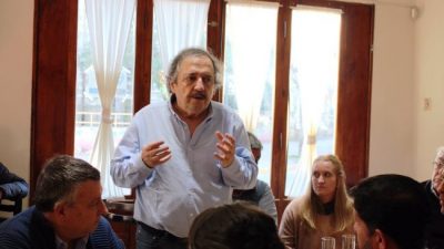 Alfonsín: «En los próximos años me imagino a la UCR haciendo radicalismo, no proísmo»