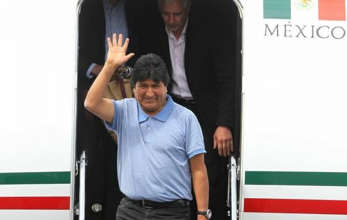 Evo Morales: «No daremos ni un paso atrás ante los racistas y golpistas»