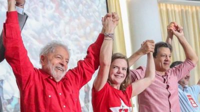 Lula: «Puedo subirme a la carrera del 2022»