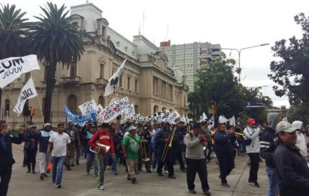 El gremio de Santillán denuncia ola de despidos en municipios jujeños