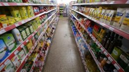 Las ventas en supermercados cayeron 1,3% en octubre y sumaron 16 meses de bajas consecutivas