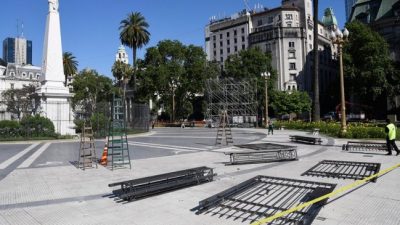 Alberto Fernández asume sin rejas en Plaza de Mayo