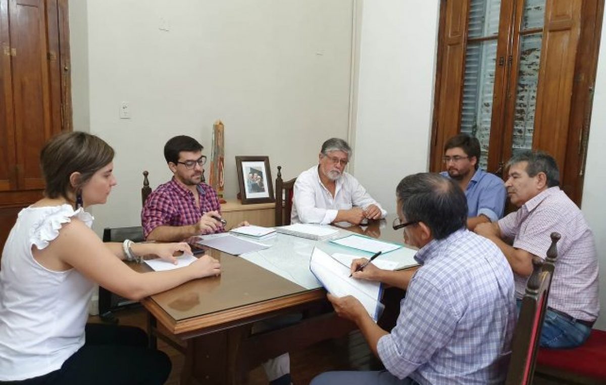 Municipio de La Paz acordó una suba salarial del 30%