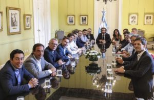 Santiago Cafiero con los intendentes para controlar el programa Precios Cuidados