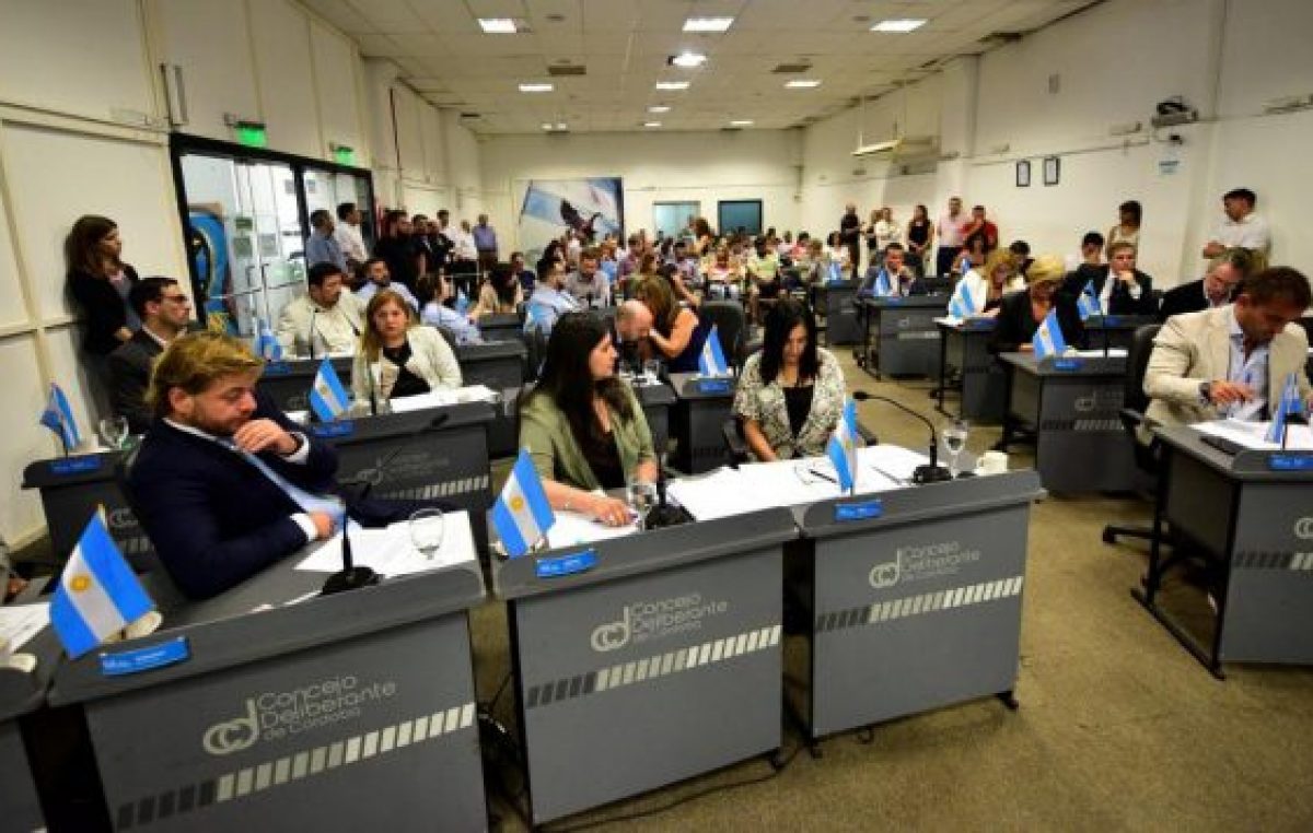 En un “paquetazo”, el Concejo de Córdoba ratificará el traspaso del agua a la municipalidad