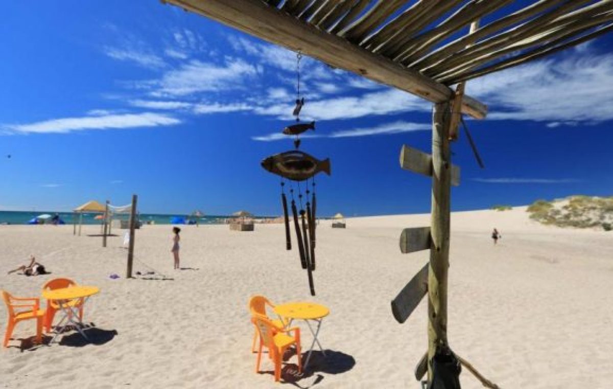 ¿Por qué Las Grutas es la playa argentina más linda?