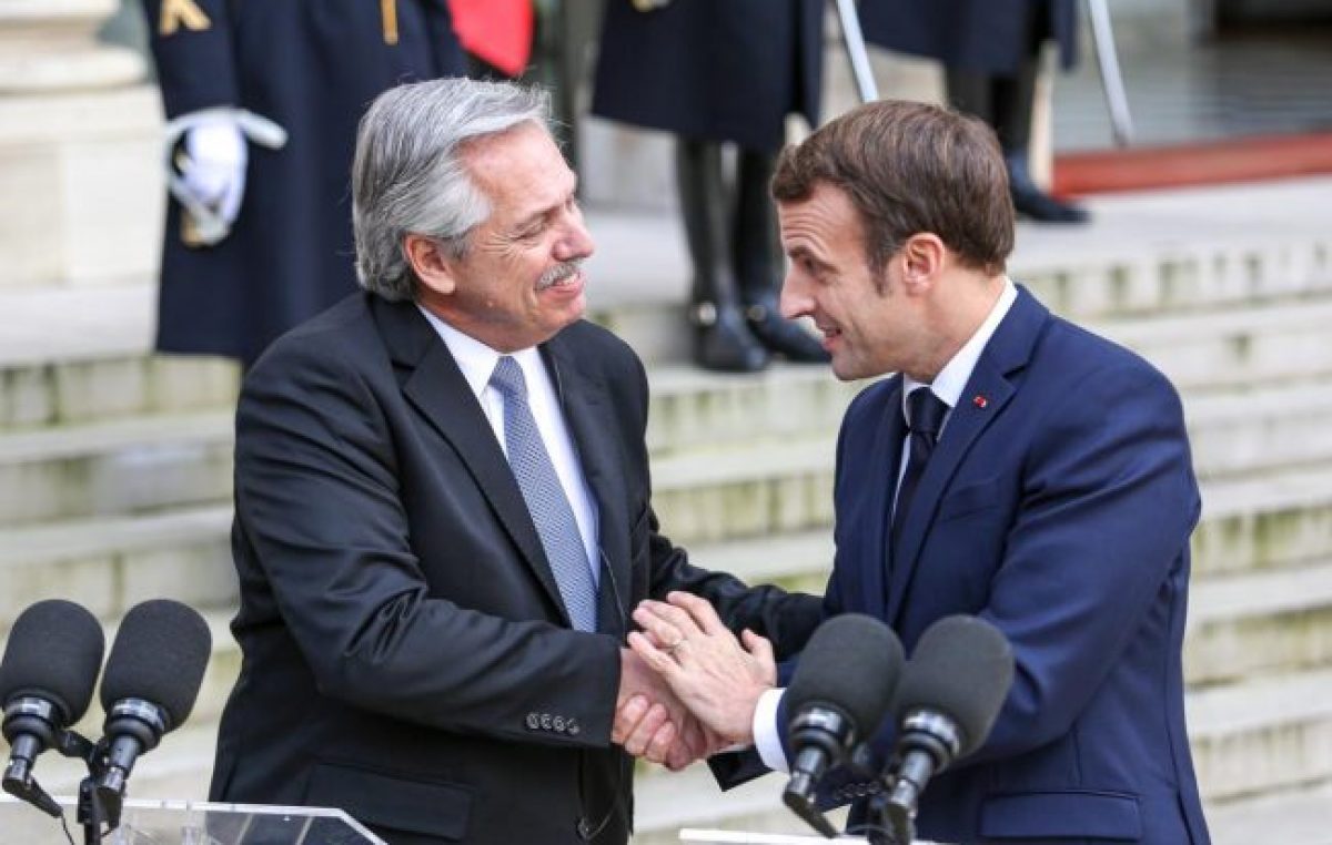 El presidente de Francia le ofreció a Alberto trabajar junto al FMI por la renegociación de la deuda