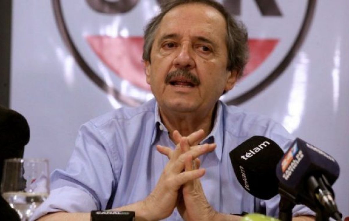 Alfonsín pidió a la oposición que «acompañe» al Gobierno en la negociación de la deuda