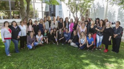 Comodoro: Mujeres municipales se reunieron en el día del paro nacional