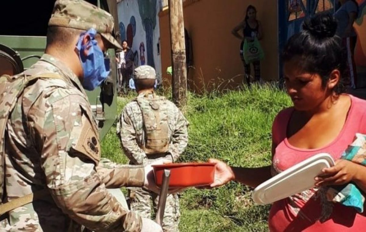 Convocan al Ejército y a los curas villeros para sostener la cuarentena en el Conurbano profundo