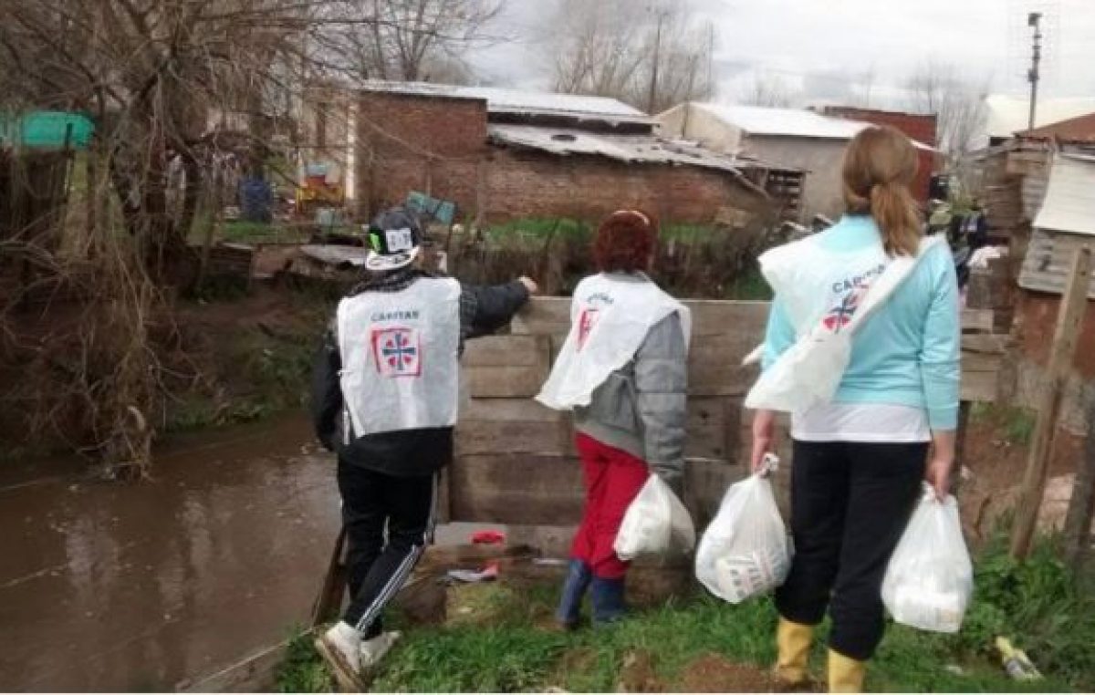 Cáritas aumentó la asistencia alimentaria en 50% en el conurbano bonaerense