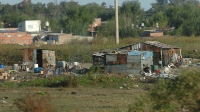 Crece la pobreza: «En los barrios de Santa Fe el 80 por ciento tiene trabajo informal»