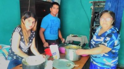 En plena cuarentena, una abuela de Metán cocina para alimentar a 40 familias humildes