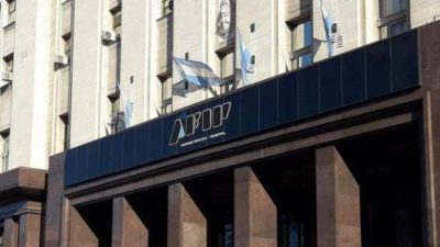 AFIP descubrió cuentas de argentinos en el exterior sin declarar por más de u$s2.600 millones