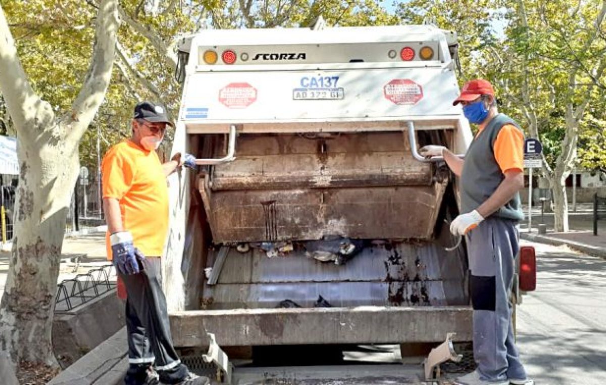 San Rafael: La noble labor de los municipales que recogen la basura