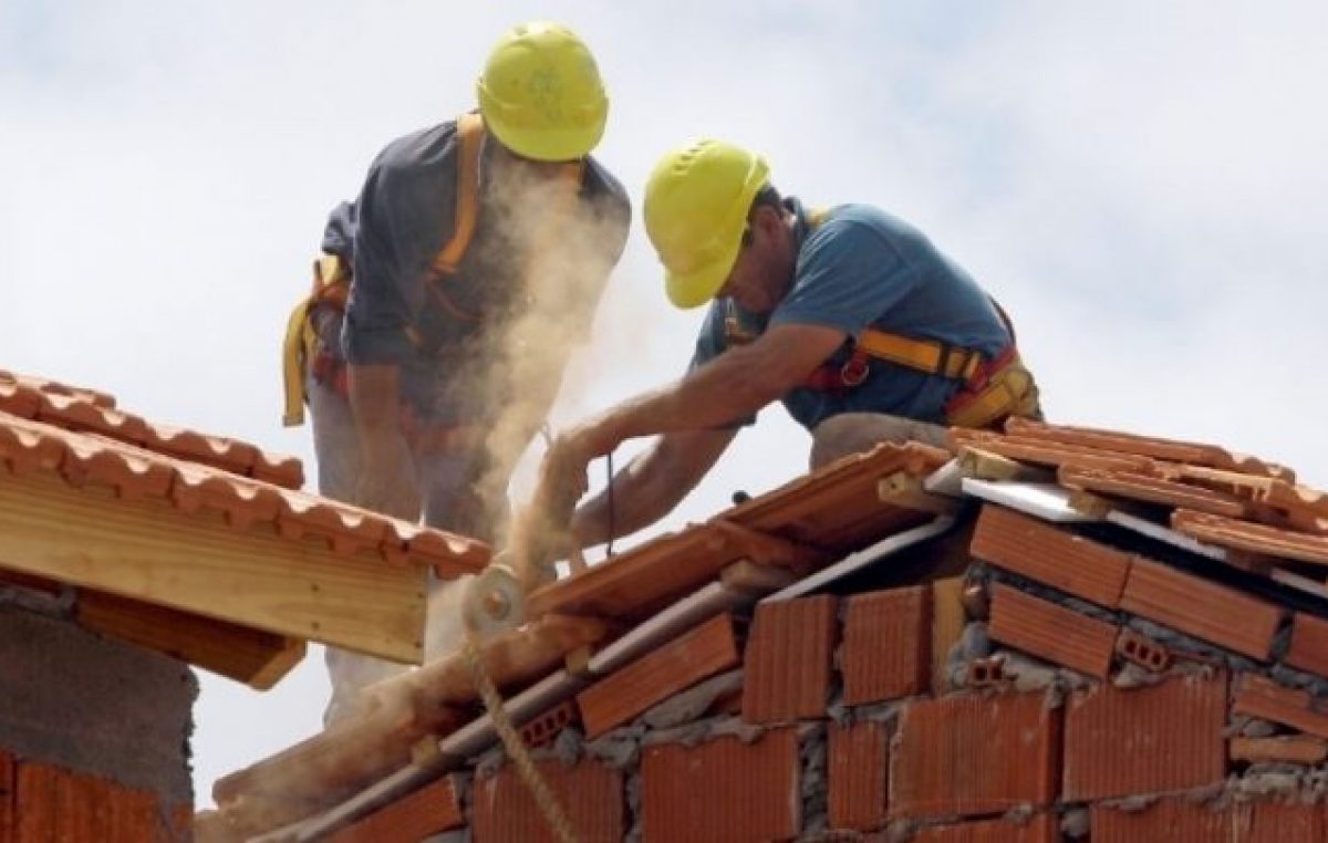Advierten que se perdieron 40 mil empleos en la construcción bonaerense y piden auxilio a Kicillof