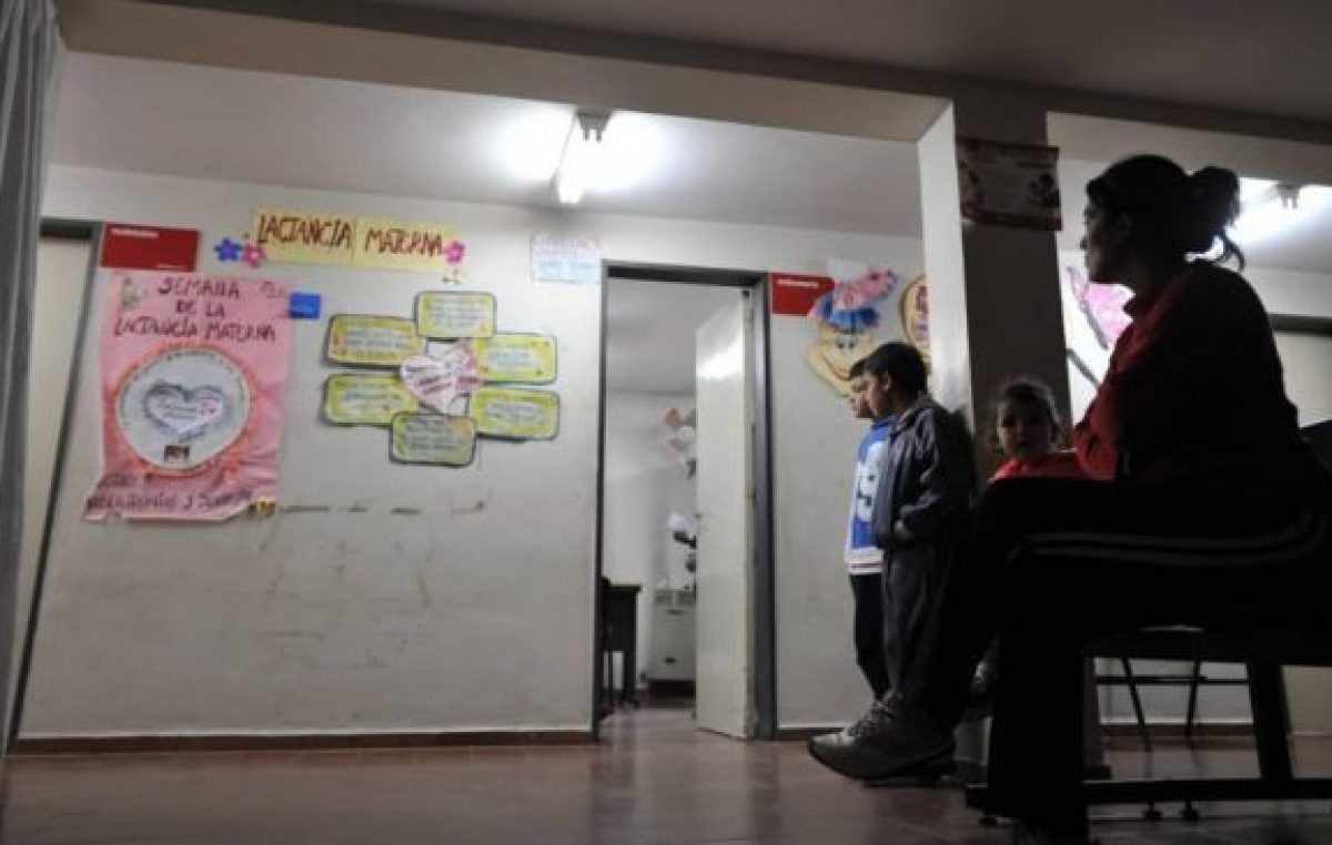 Córdoba: Trabajo a reglamento en los dispensarios por el proyecto de Llaryora