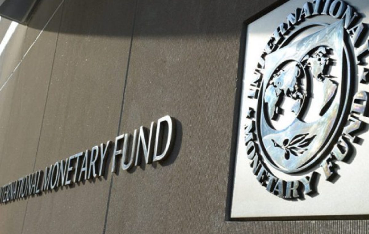 El FMI pidió a la Argentina y los acreedores que sigan negociando