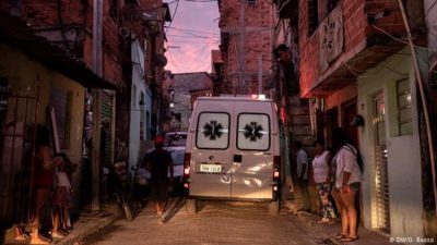 Brasil: las favelas son las que más sufren la crisis por el coronavirus
