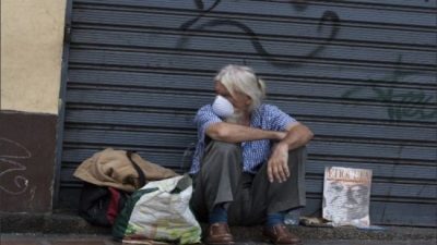 La Justicia ordena que el Gobierno porteño proteja a personas en situación de calle y adultos mayores en Hogares