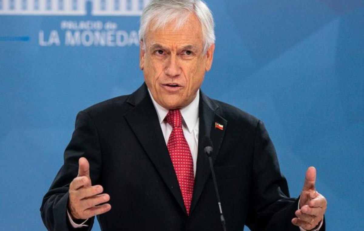 El rechazo a la gestión de Piñera alcanzó un 74 por ciento