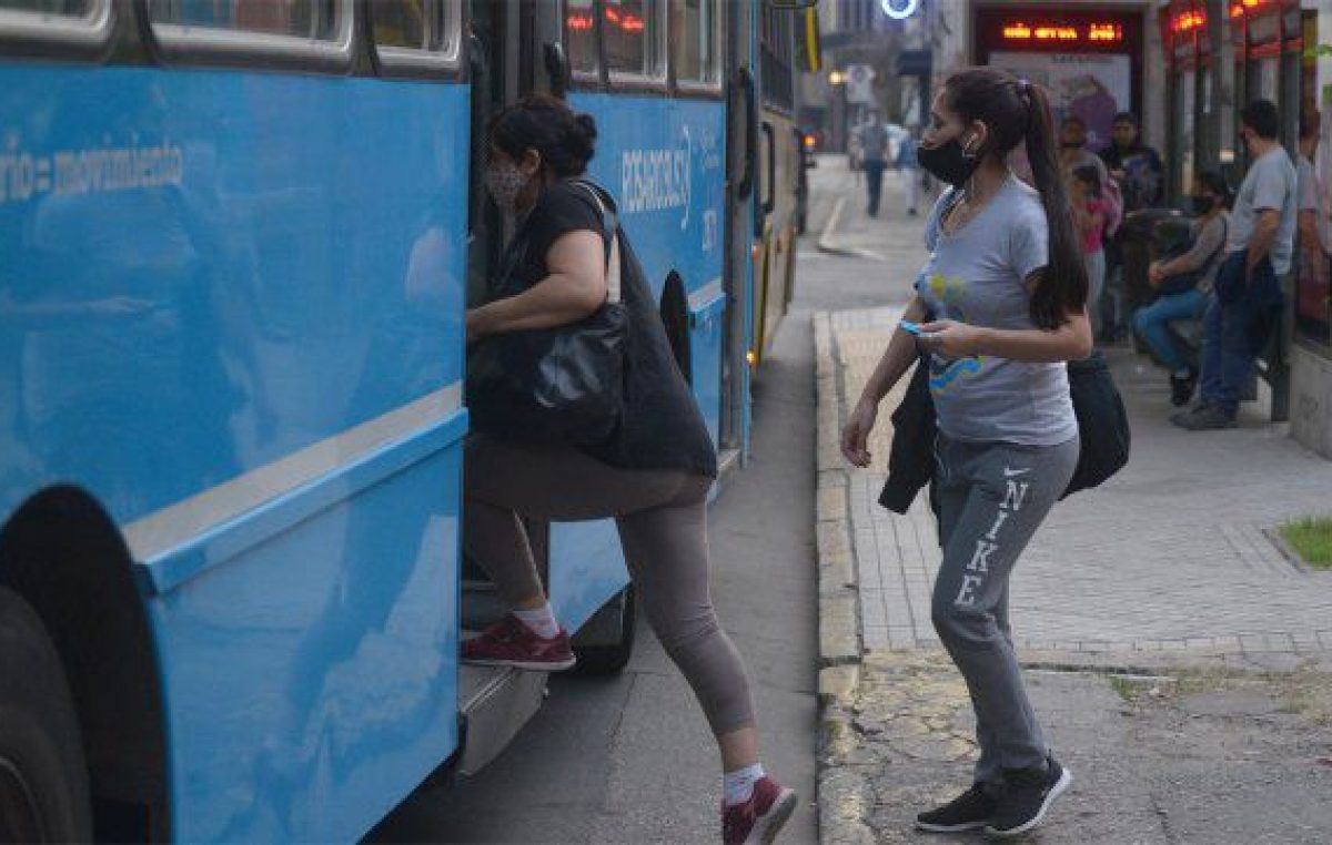 Rosario: Los fondos de Nación para el transporte no llegan y sobrevuela otro paro de colectiveros