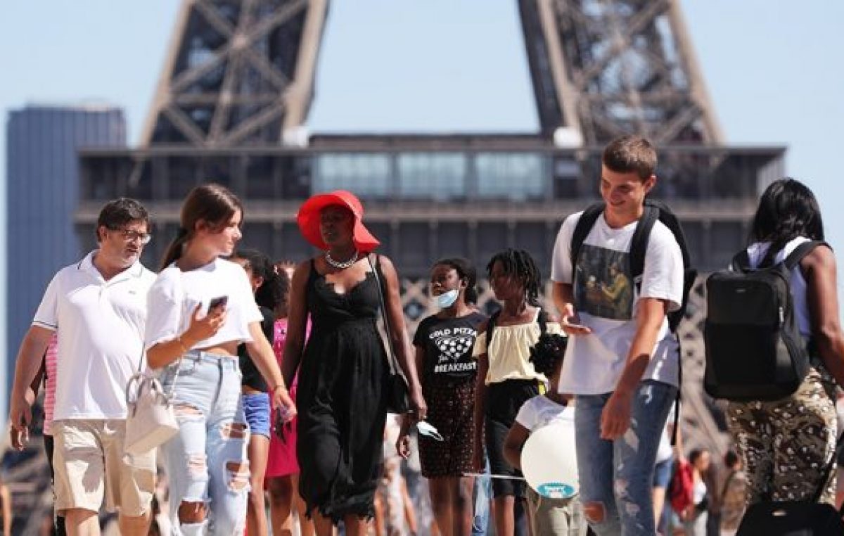 Francia registra pérdidas de 40.000 millones de euros en el sector turístico
