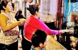 El 60% de los porteños de clase media baja dejó de comprar alimentos o los cambió por la crisis