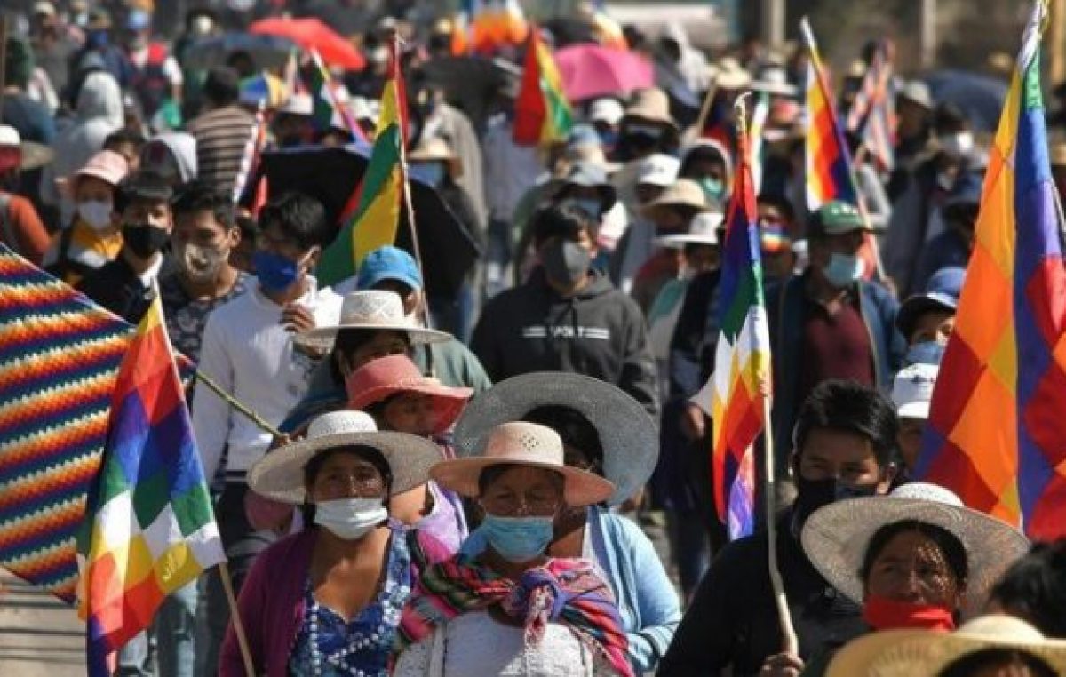 Bolivia: fracasó la primera ronda de negociaciones para que se levanten los bloqueos
