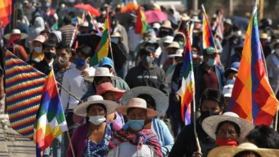 Bolivia: fracasó la primera ronda de negociaciones para que se levanten los bloqueos