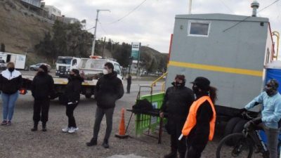 Municipales de Caleta Olivia afectados a la ruta piden bono de 10 mil