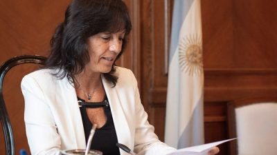 Vilma Ibarra: «No hubo quita a la Ciudad, decidimos que no se pague en exceso por el traspaso policial»