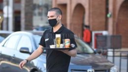 Números graves en caída del empleo en la hotelería y en la gastronomía