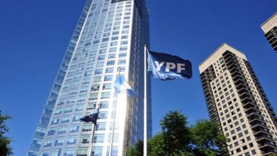YPF dio de baja el «peor contrato» de su historia, firmado durante el macrismo, y se ahorró u$s800 millones