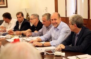 Santa Fe: El reparto de cargos políticos en la Provincia, muy lejos de la equidad
