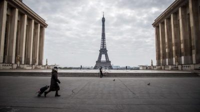 Macron decretó el toque de queda en París y en otras ciudades