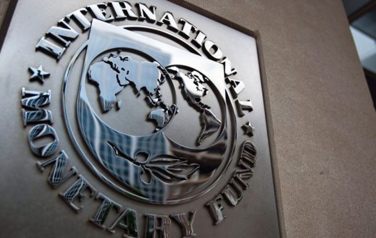 Una oficina del FMI dice que debió pedir mayores controles de flujos de capitales en gobierno de Macri