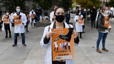 España: los médicos van a huelga en medio de la segunda ola de coronavirus